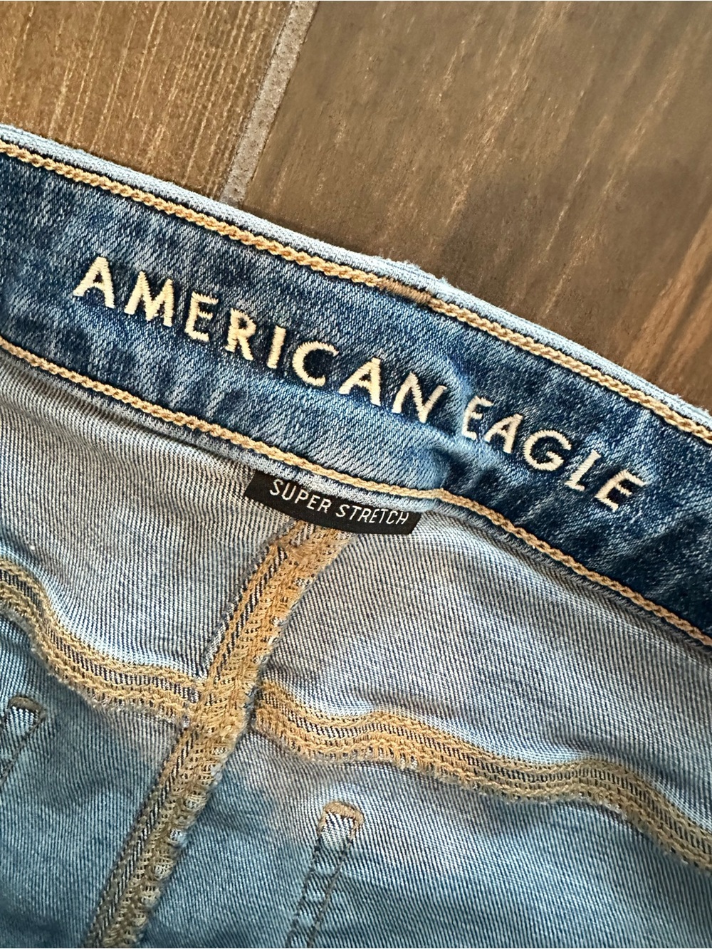 American Eagle Outfitters Light Blue Super High-Rise Flare Jeans 8 Long - Picture 4 of 6